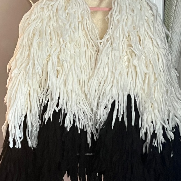 Knitted boho black and white cardigan - Picture 8 of 8